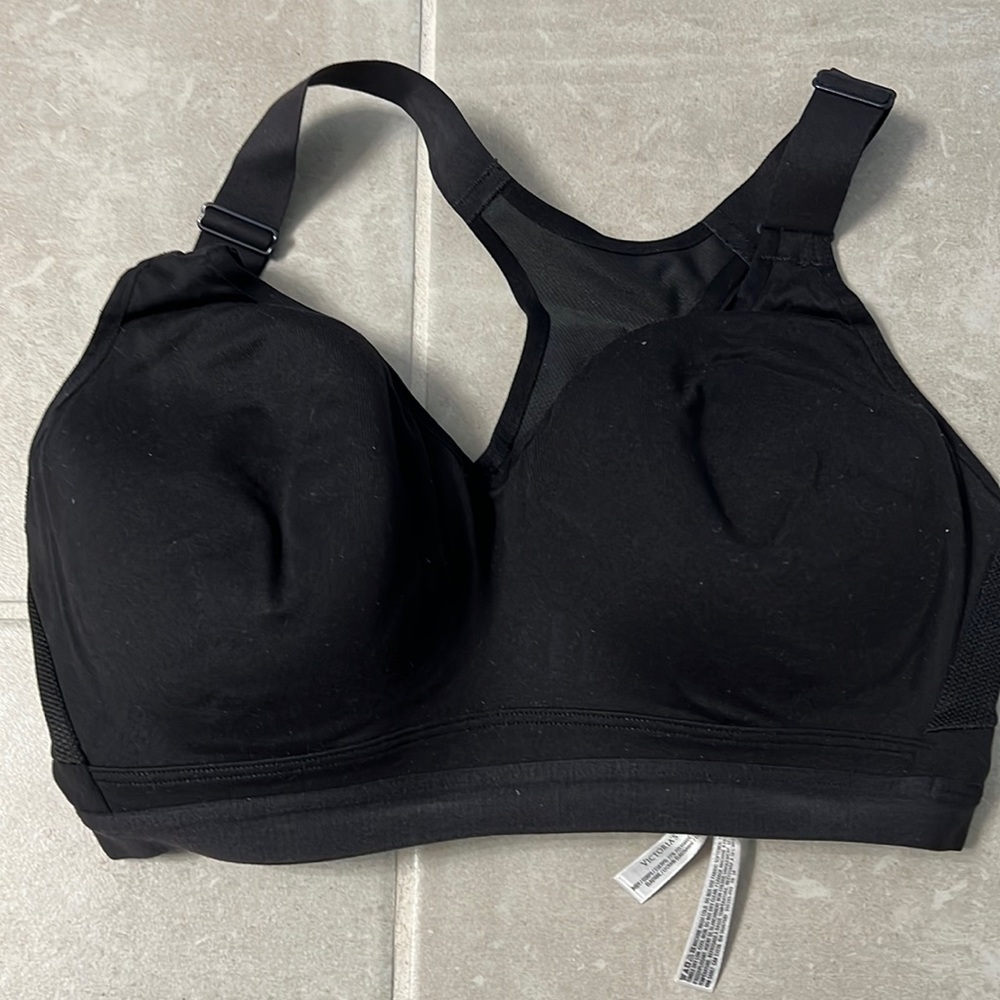 Victoria’s Secret sport bra